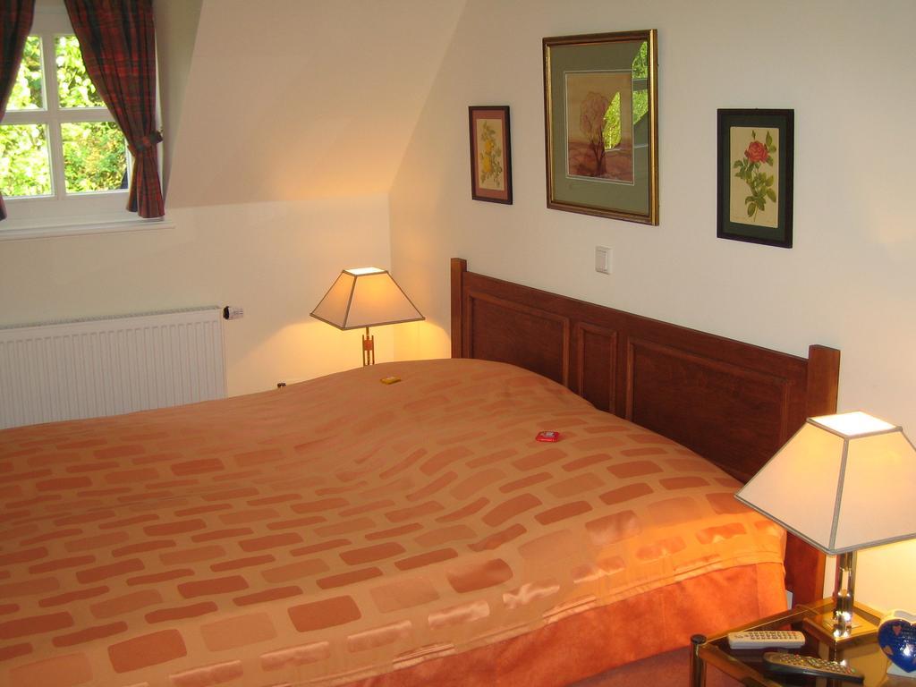 Burg Boetzelaer Hotel Kalkar Room photo